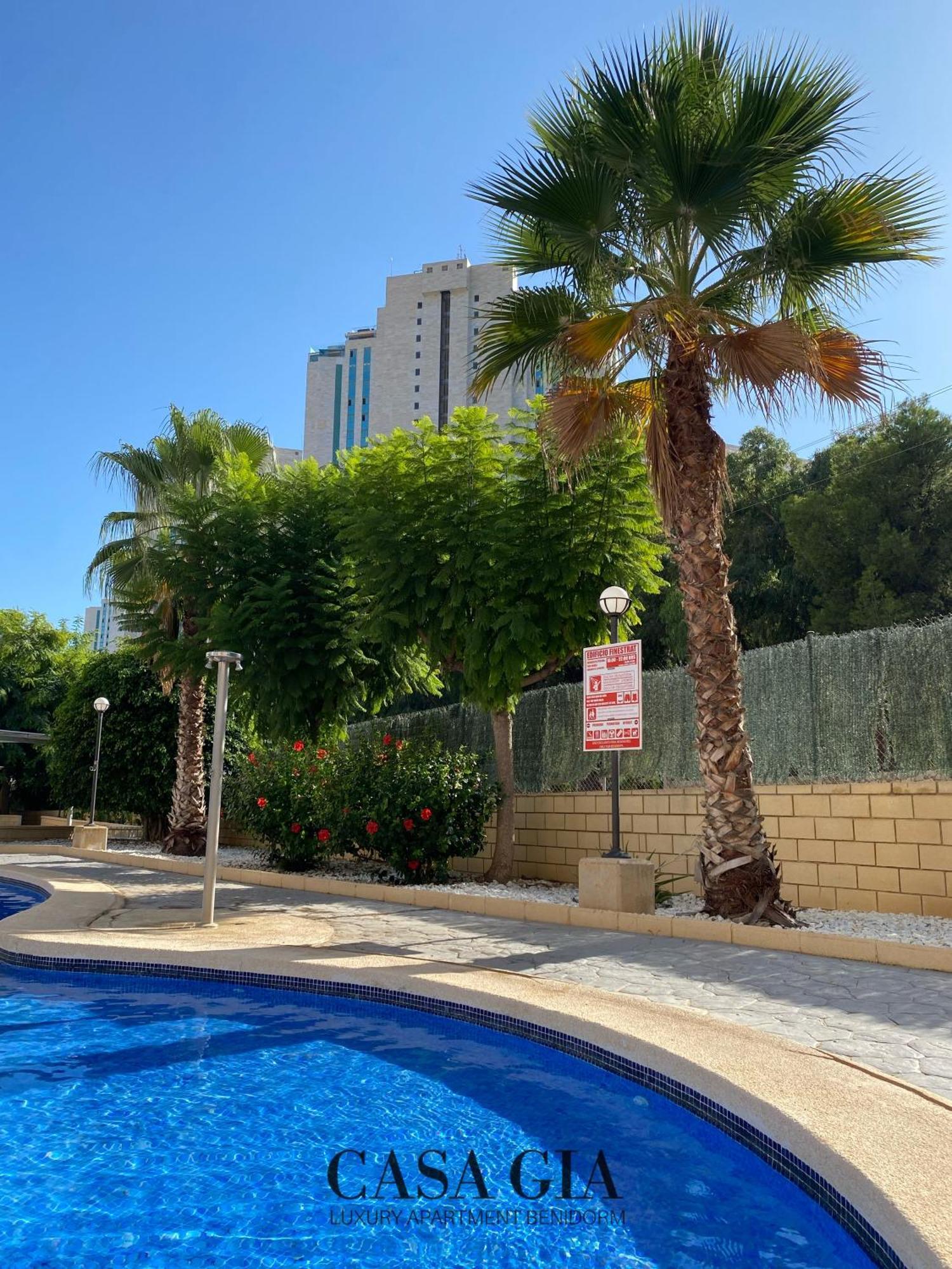 Casa Gia L Luxury Apartment بينايدورم المظهر الخارجي الصورة