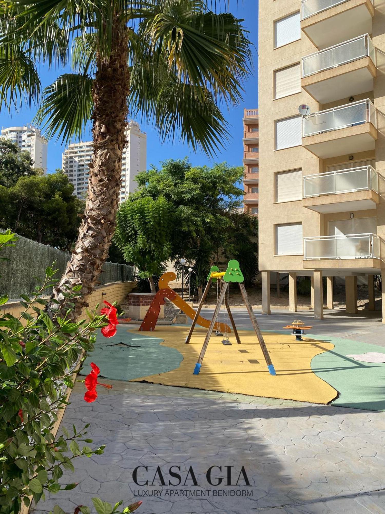 Casa Gia L Luxury Apartment بينايدورم المظهر الخارجي الصورة