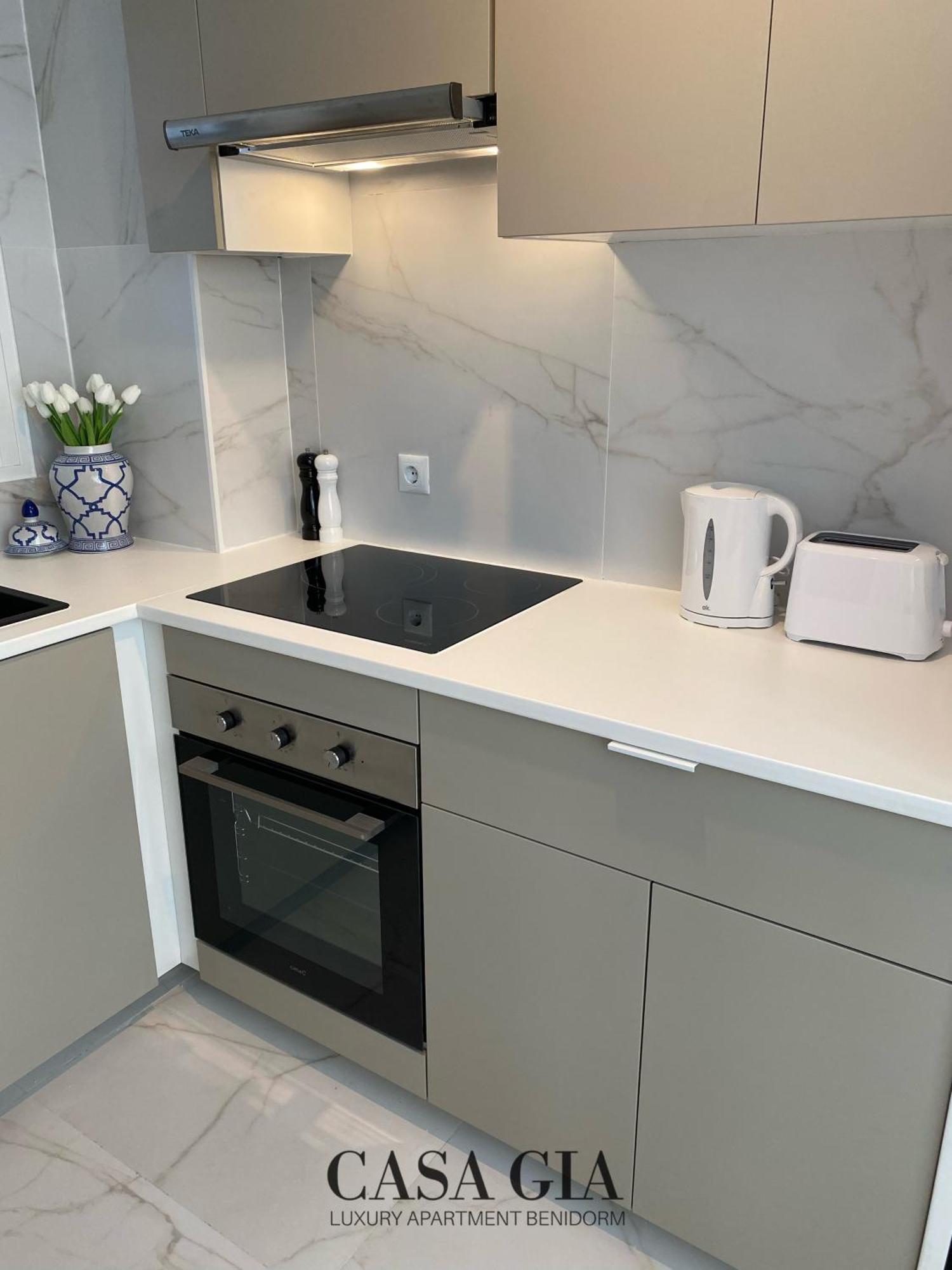 Casa Gia L Luxury Apartment بينايدورم المظهر الخارجي الصورة