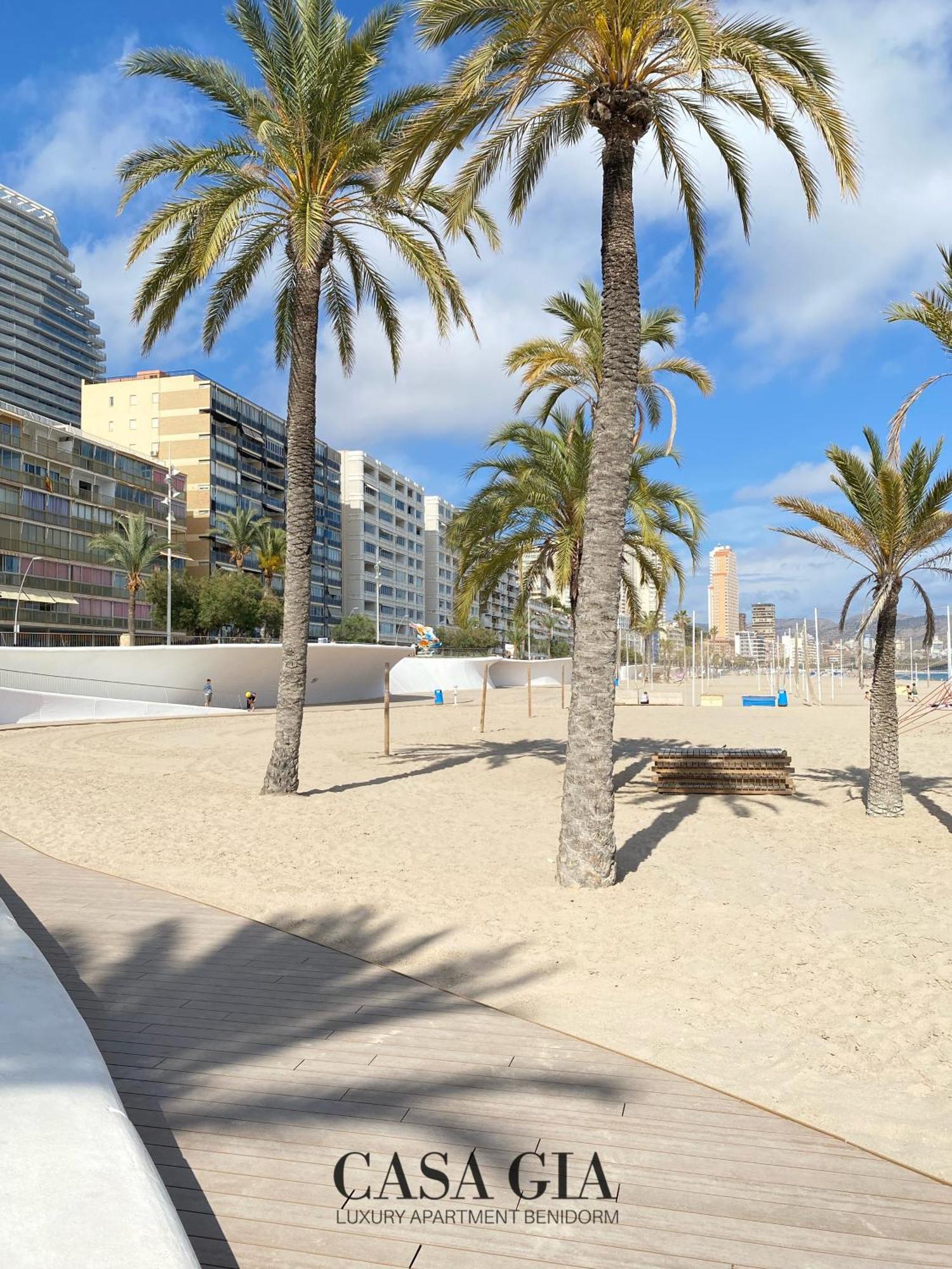 Casa Gia L Luxury Apartment بينايدورم المظهر الخارجي الصورة