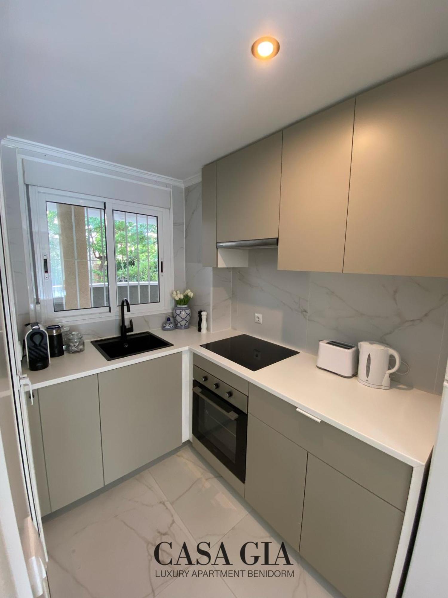 Casa Gia L Luxury Apartment بينايدورم المظهر الخارجي الصورة