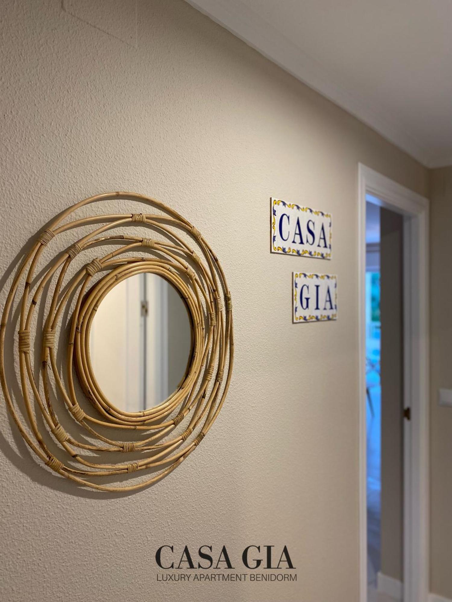 Casa Gia L Luxury Apartment بينايدورم المظهر الخارجي الصورة