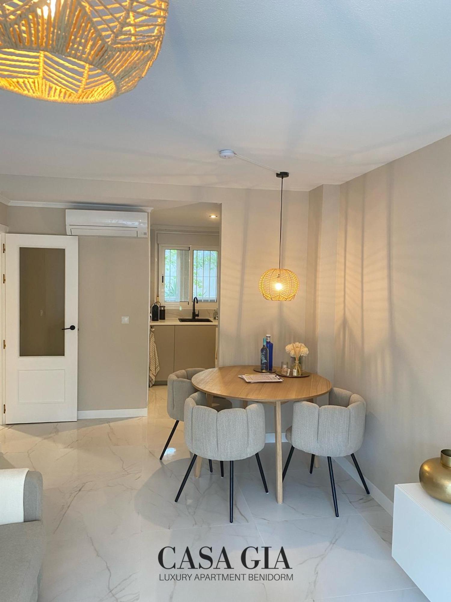 Casa Gia L Luxury Apartment بينايدورم المظهر الخارجي الصورة